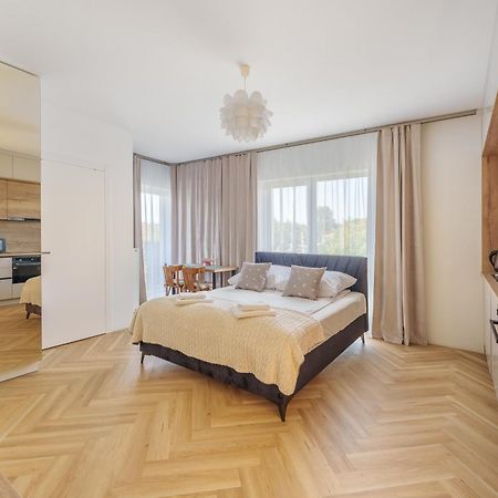 Apartamenty Promenada - Fredry 2 코워브제크 외부 사진