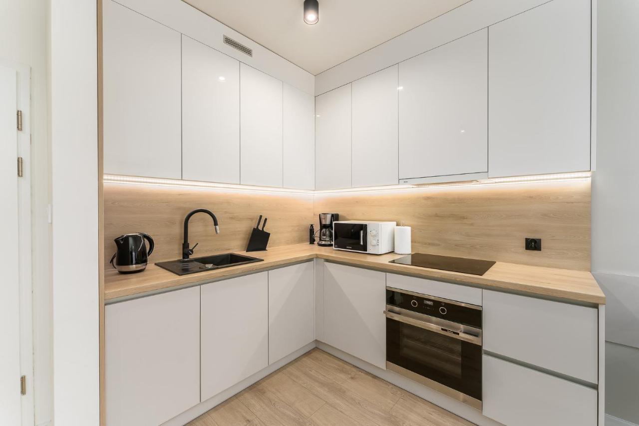 Apartamenty Promenada - Fredry 2 코워브제크 외부 사진