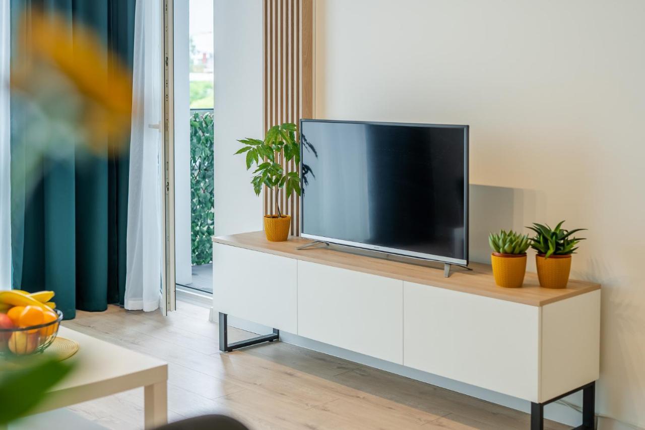 Apartamenty Promenada - Fredry 2 코워브제크 외부 사진