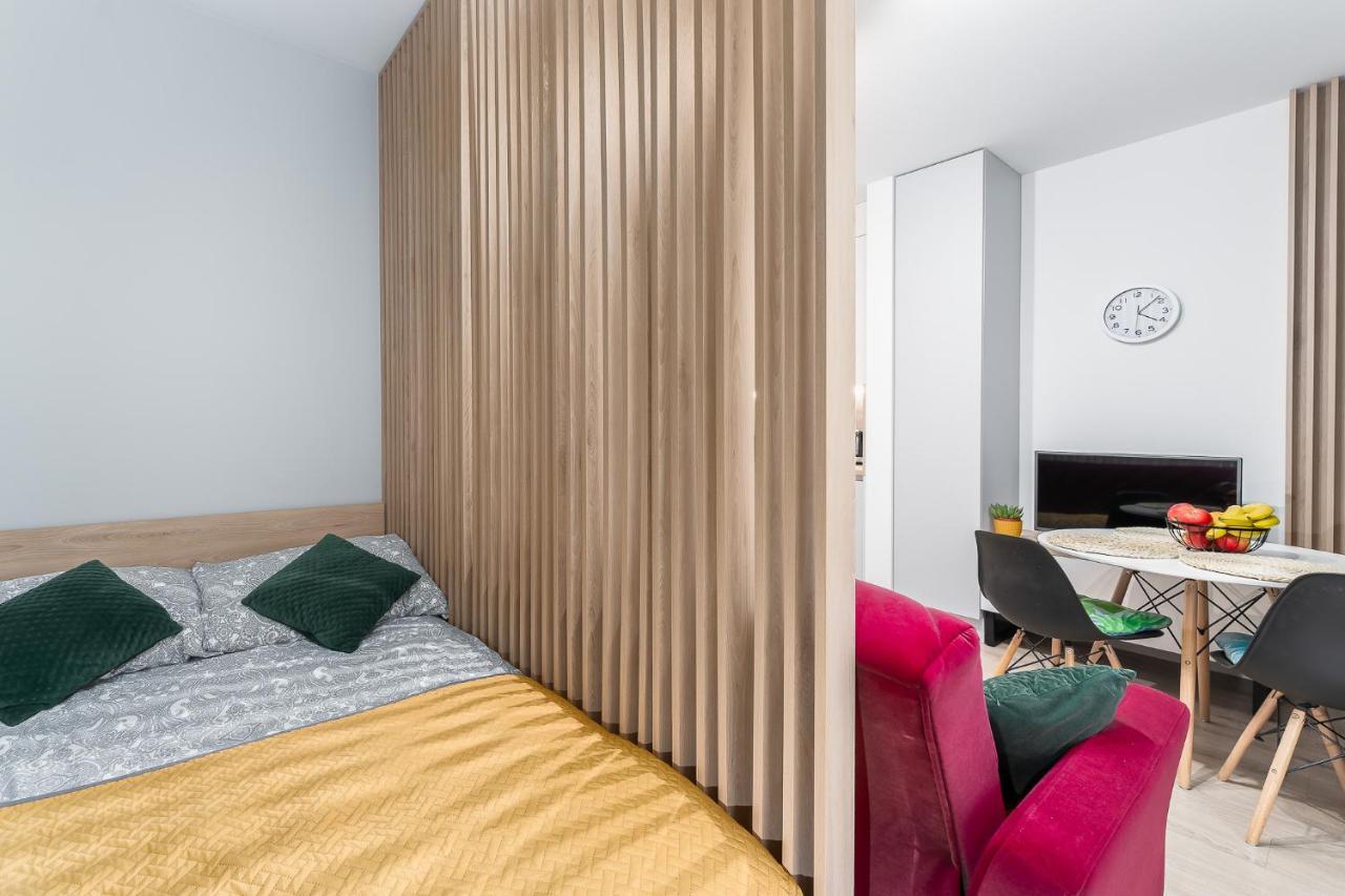 Apartamenty Promenada - Fredry 2 코워브제크 외부 사진