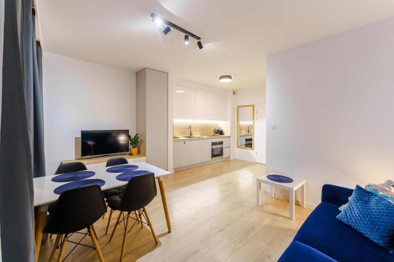 Apartamenty Promenada - Fredry 2 코워브제크 외부 사진