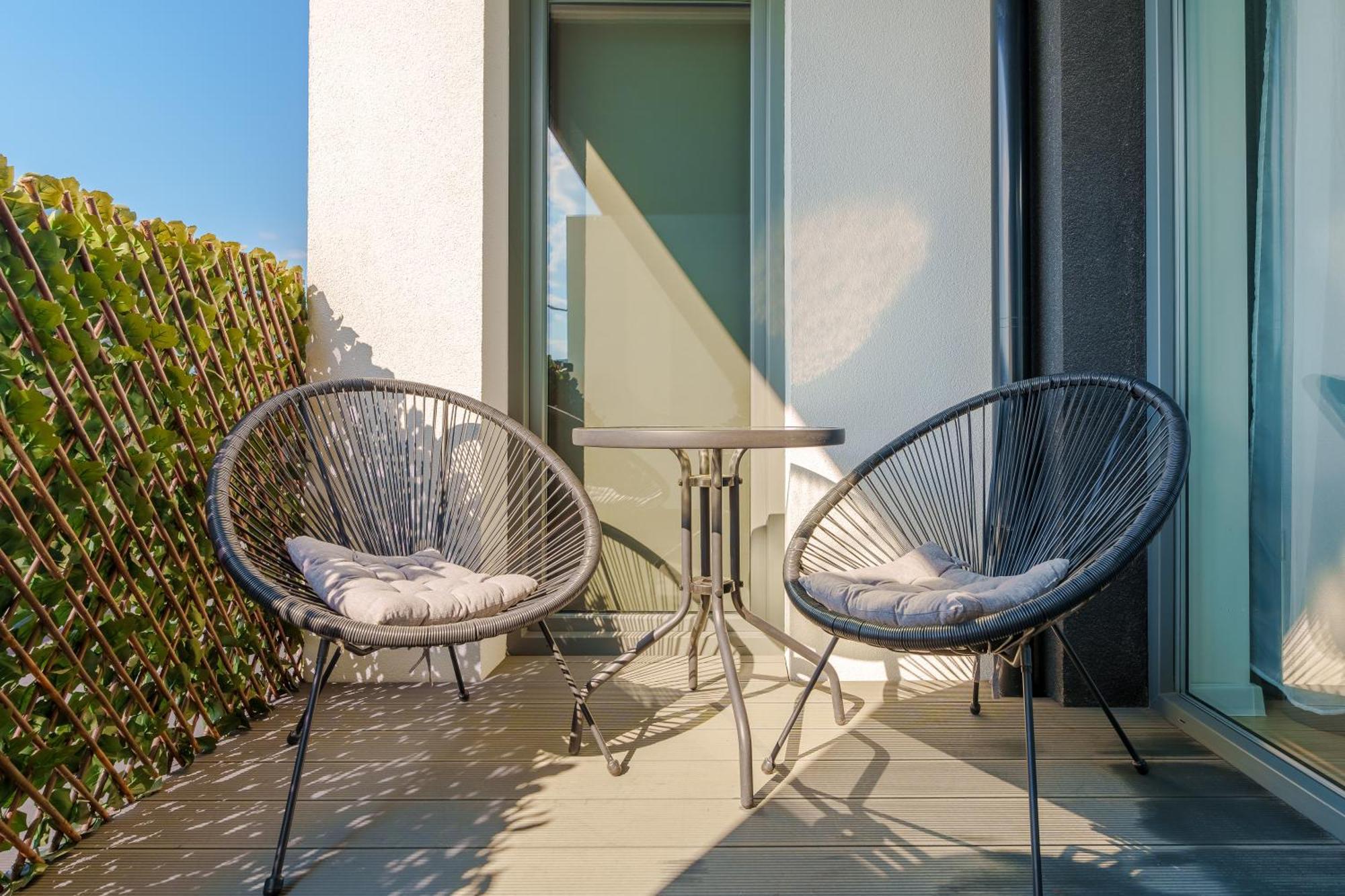 Apartamenty Promenada - Fredry 2 코워브제크 외부 사진